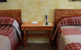 Hurricane Hideaway Lodging